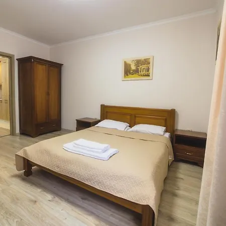 Zhanna Park Aparthotel