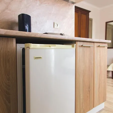 Zhanna Park Aparthotel Truskavets