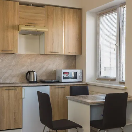 Aparthotel Zhanna Park 3*