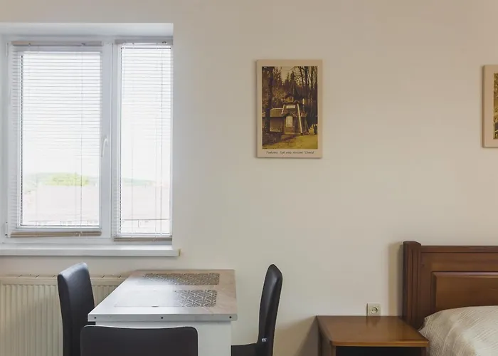Zhanna Park Aparthotel
